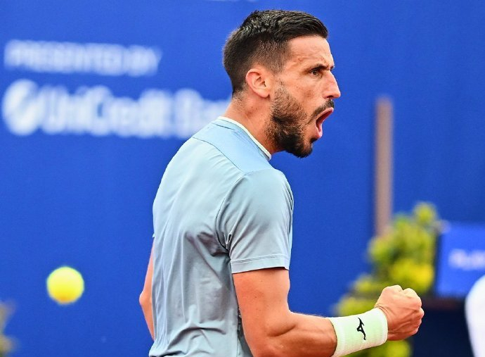 意大利网球队碾压澳大利亚网球队，瓦林卡爆发神勇