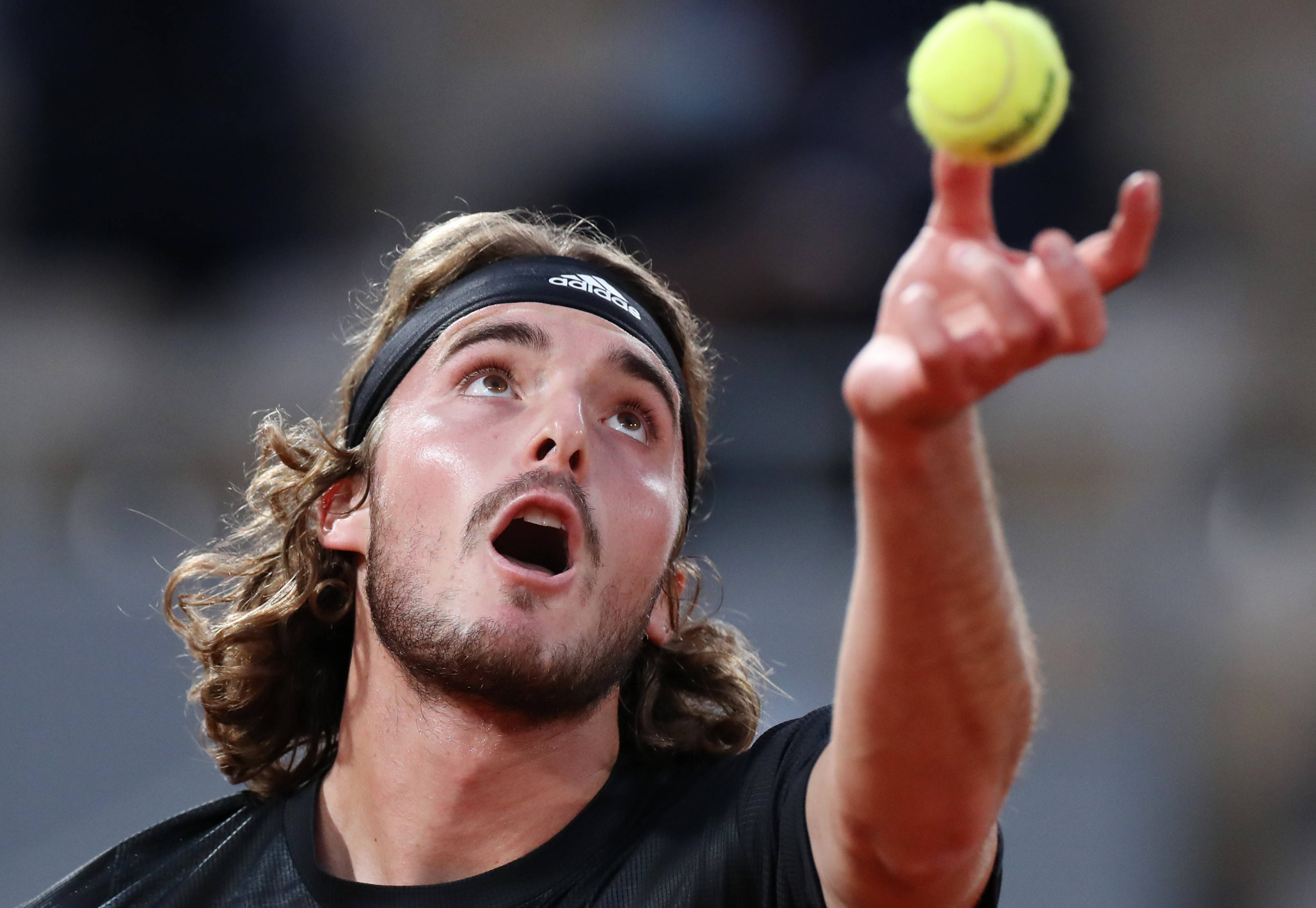 开云sport-西班牙网球队逆转法国网球队，西西帕斯爆发神勇