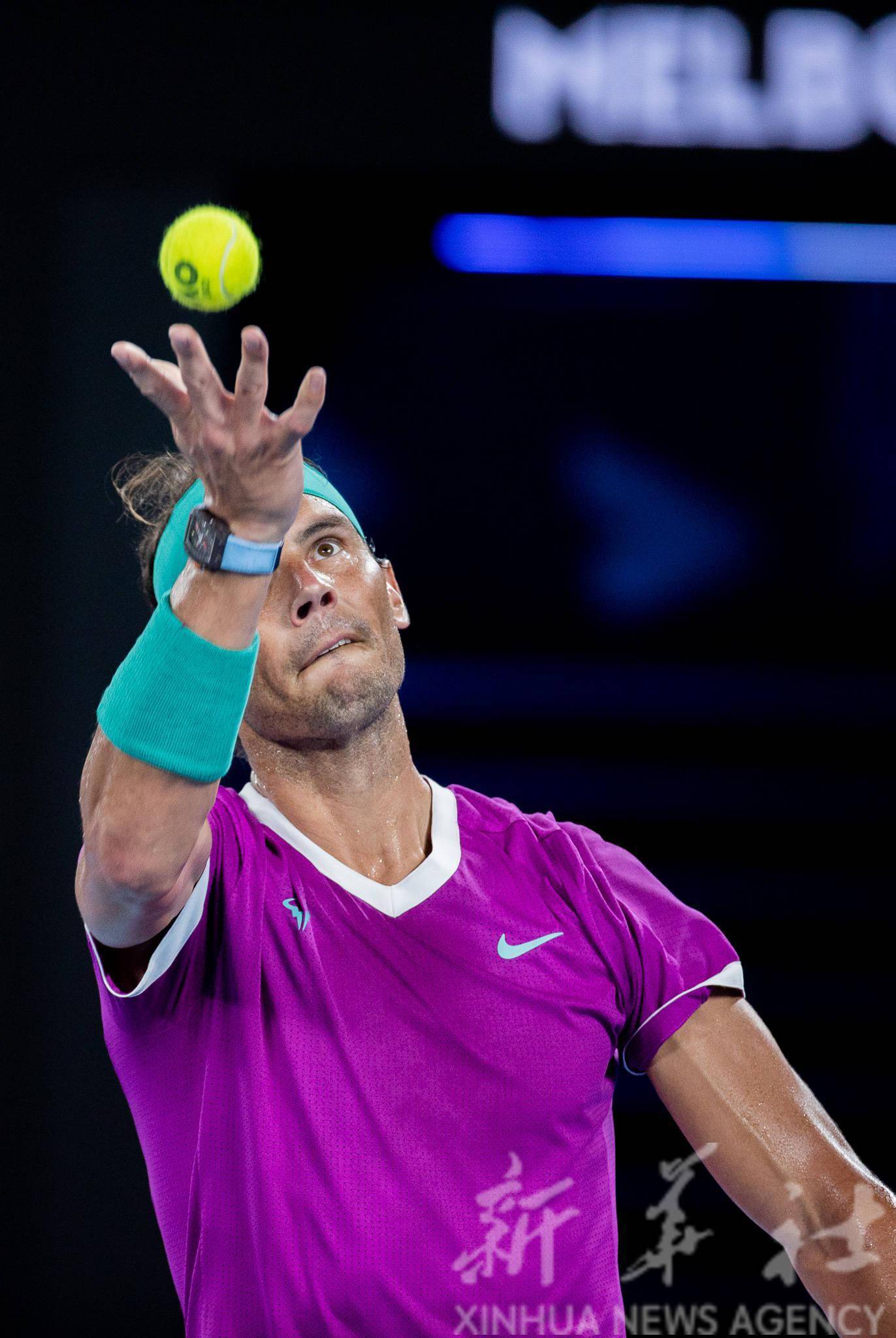 开云体育入口-英国网球队绝杀澳大利亚网球队，纳达尔三分雨点燃全场