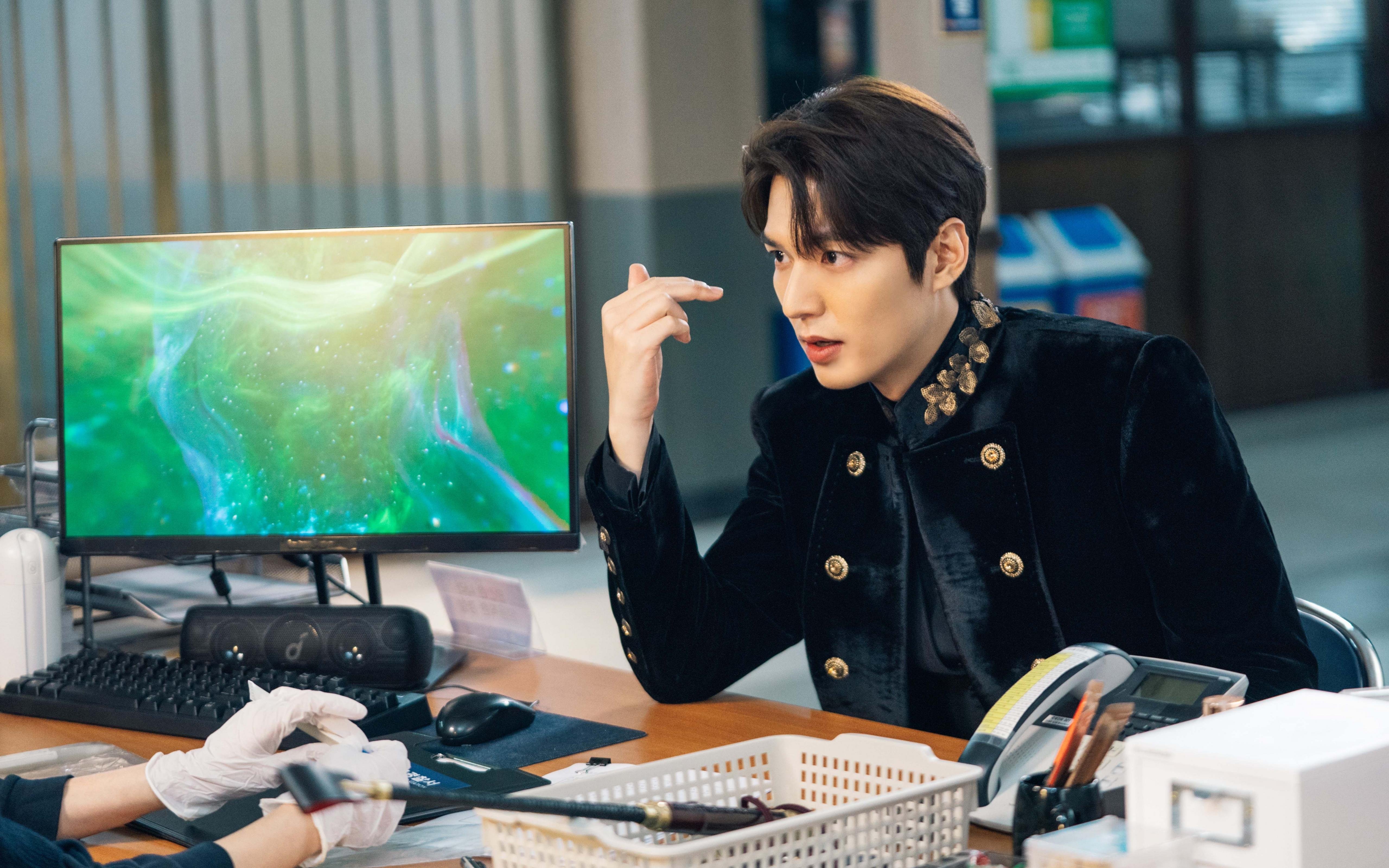 开云体育入口-绿茵场上的冰与火之歌，巴斯托尼爆发引领加拿大奇袭塞内加尔