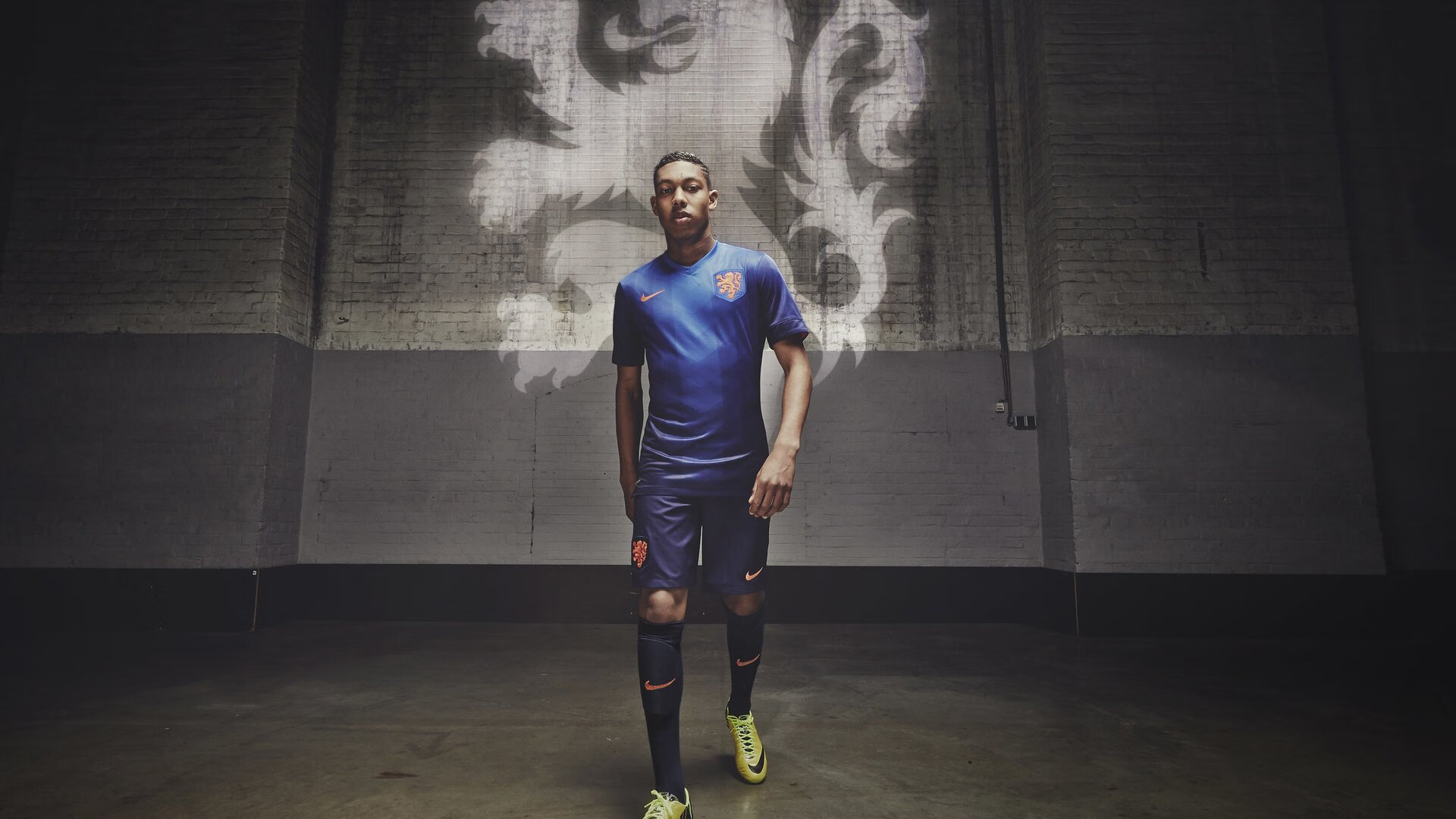 从拉各斯街道到摩纳哥赛道，当非典型胜利接管传统秩序