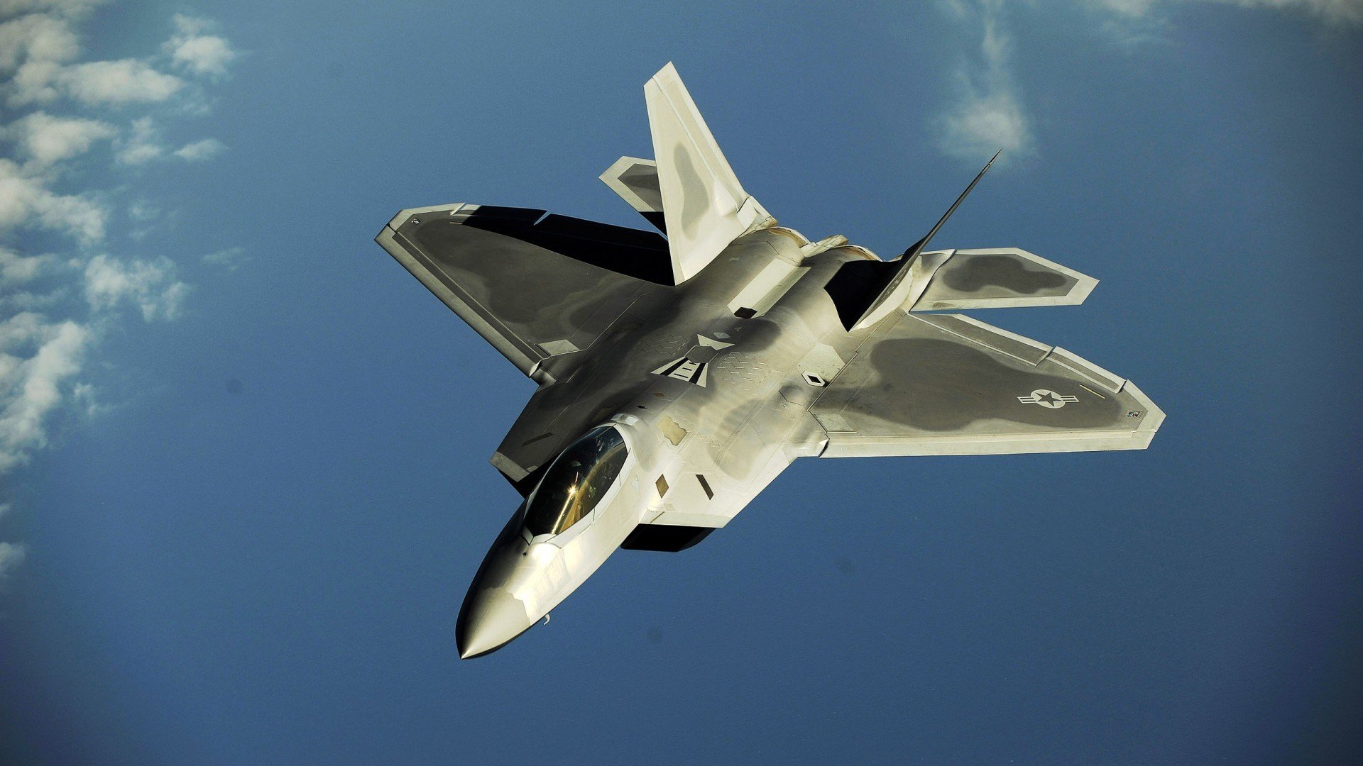 开云体育官网-绿茵场上的价值观博弈，当拜仁遭遇卡塔尔，赖斯的满分评分丈量了多远？